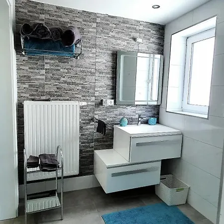 3-zimmer- In Traun, Naehe Und Wels Apartman